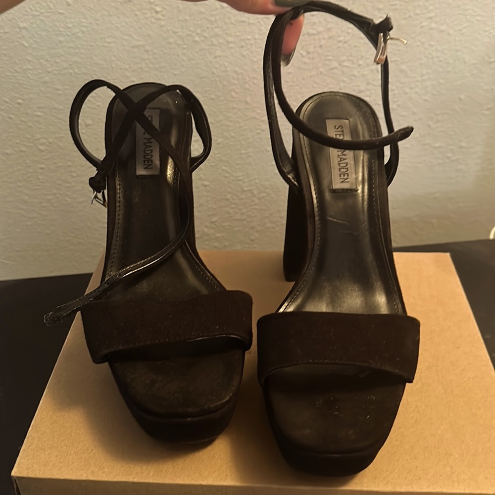 Steve Madden black suede heels